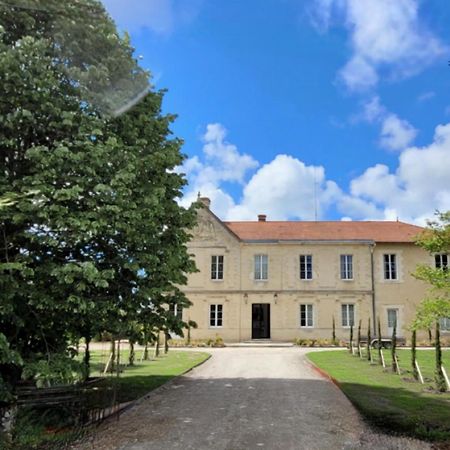 Queyrac Chateau Bernon Maison D Hotes - Piscine Et Spa B&B 외부 사진