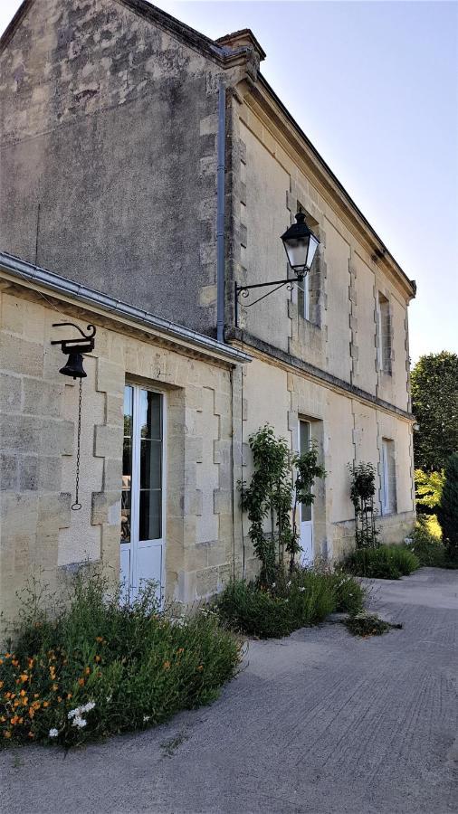 Queyrac Chateau Bernon Maison D Hotes - Piscine Et Spa B&B 외부 사진