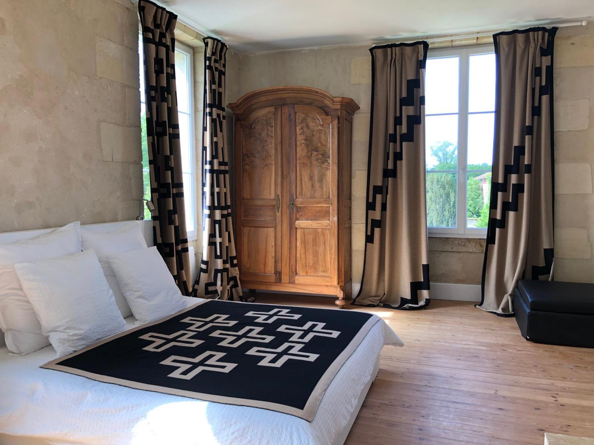 Chateau Bernon Maison D Hotes - Piscine Et Spa Queyrac 외부 사진